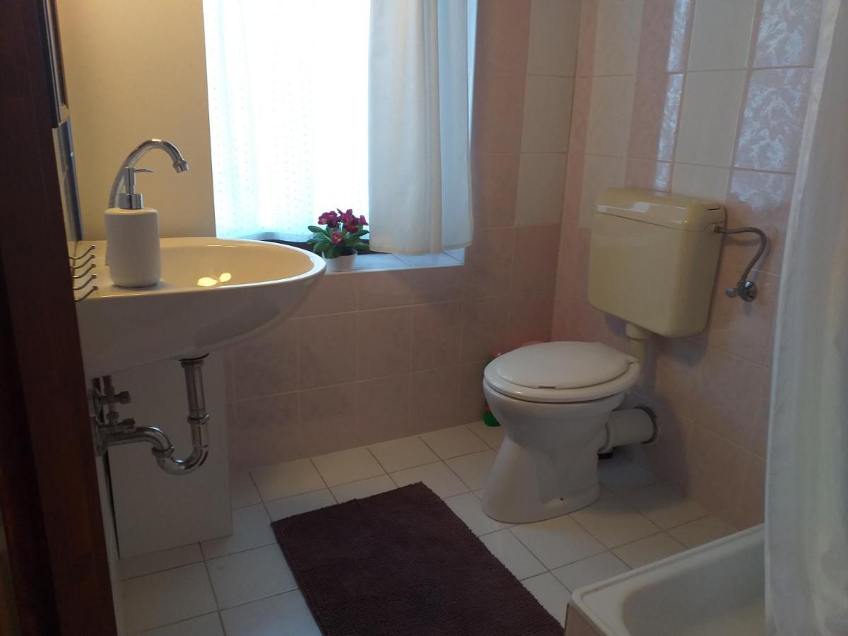 Aranka Apartman Gyula Exterior photo